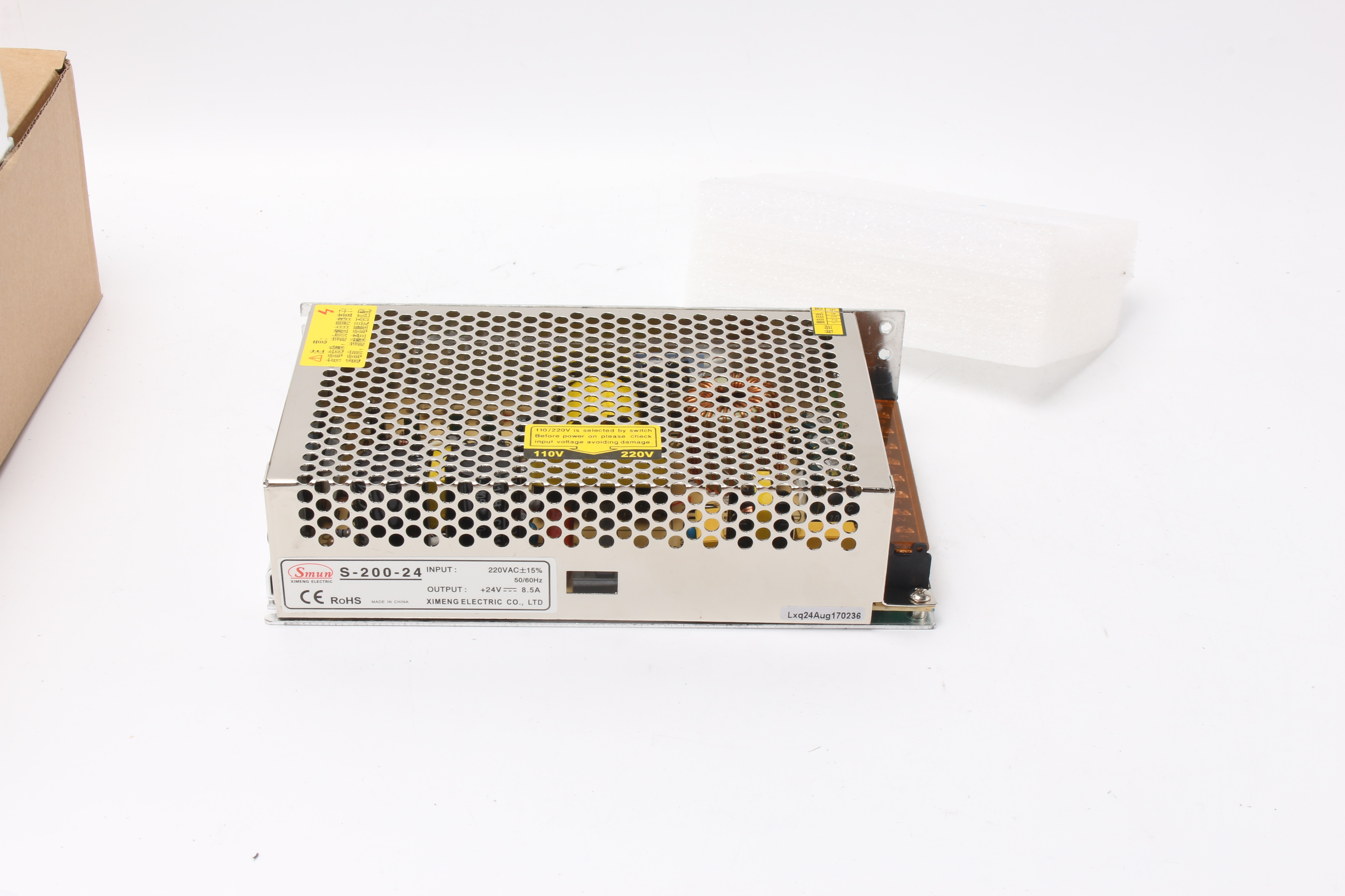 Fuente de alimentación conmutada de salida única (SMPS) de 200 W serie S-200
