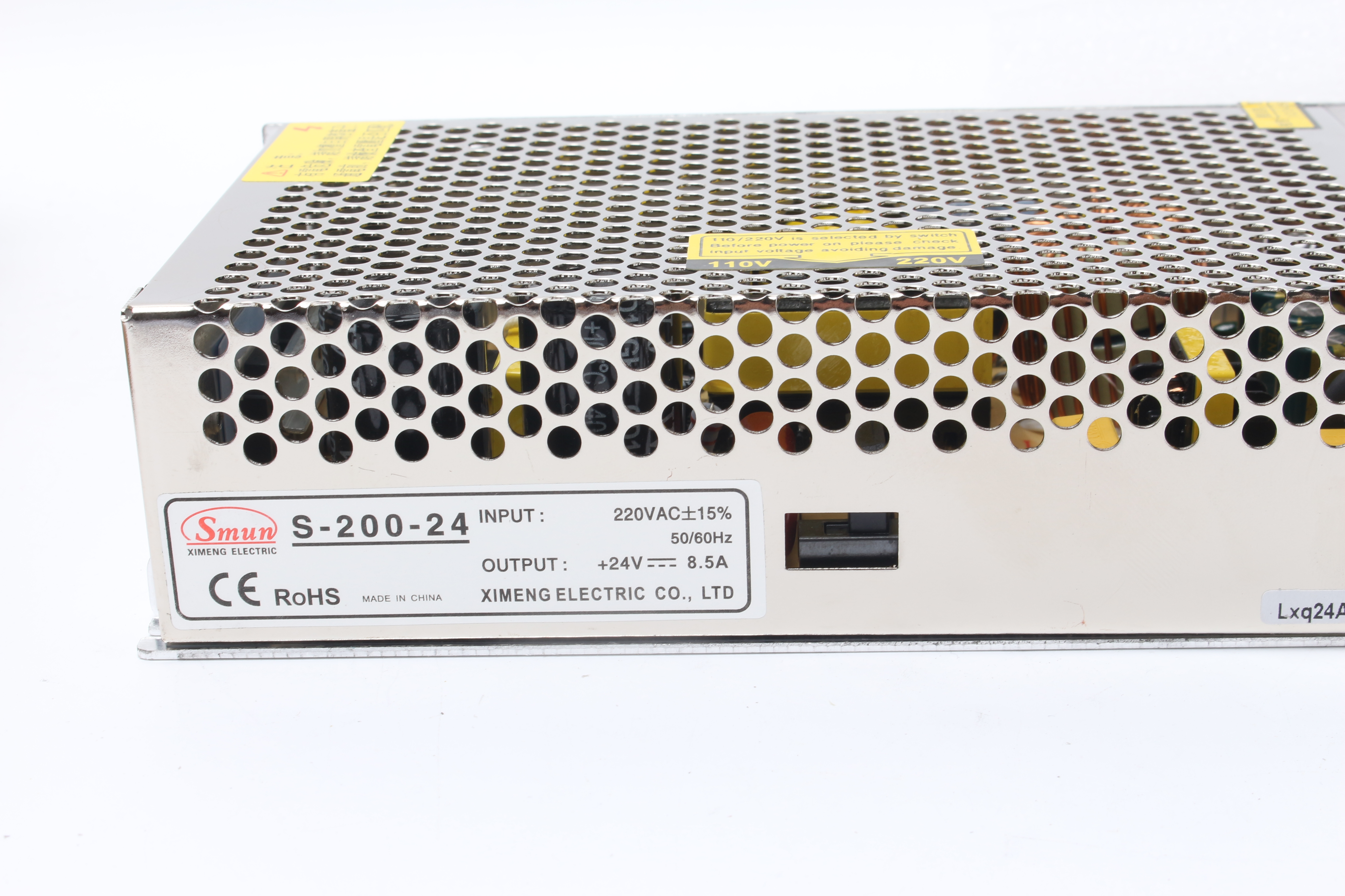 Fuente de alimentación conmutada de salida única (SMPS) de 200 W serie S-200